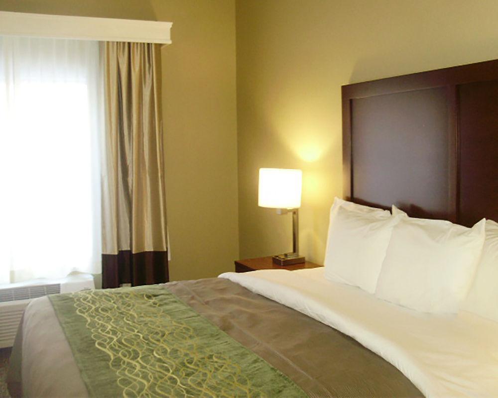 Comfort Inn & Suites Pittsburgh Gibsonia Extérieur photo