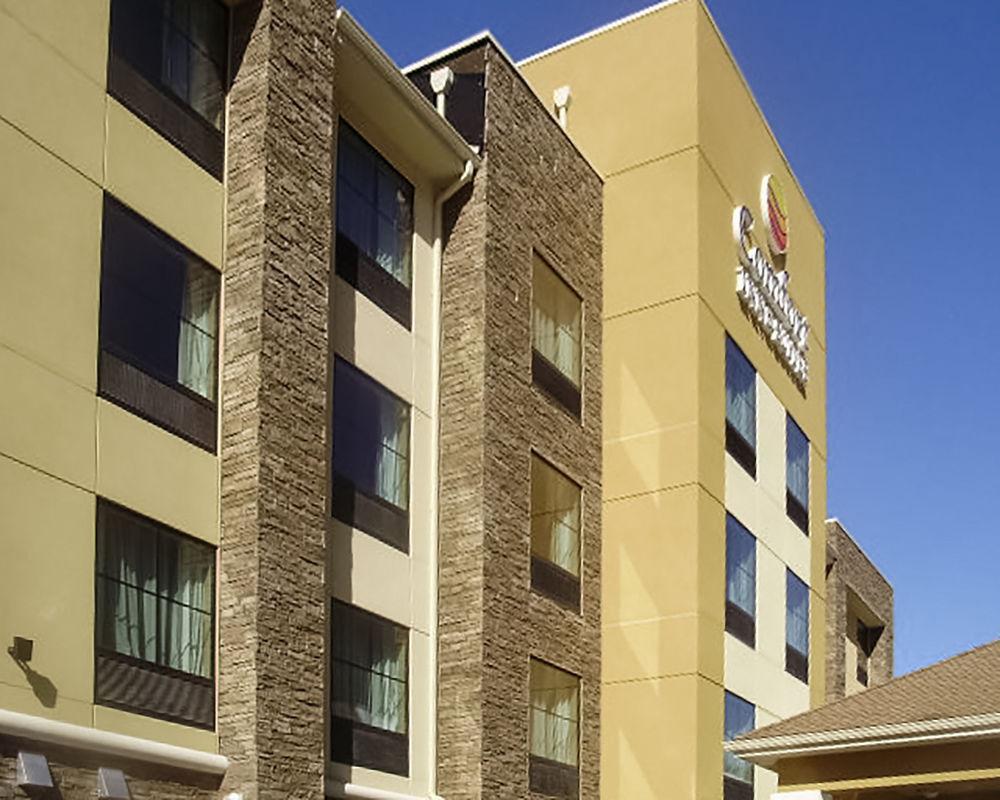 Comfort Inn & Suites Pittsburgh Gibsonia Extérieur photo