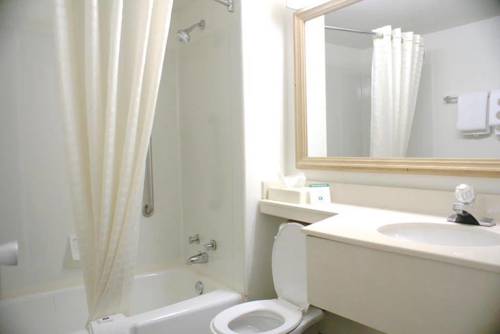 Comfort Inn & Suites Pittsburgh Gibsonia Extérieur photo